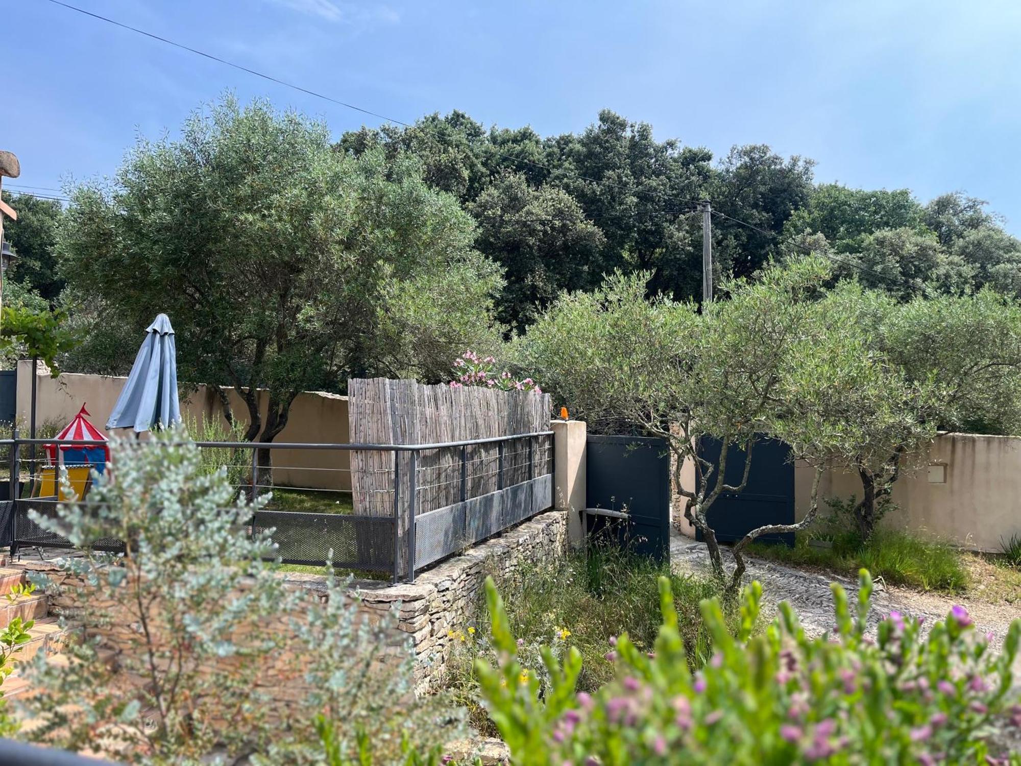 Villa Pierre Blanche Le Calme A 5Mn Du Centre Ville Nimes Bagian luar foto