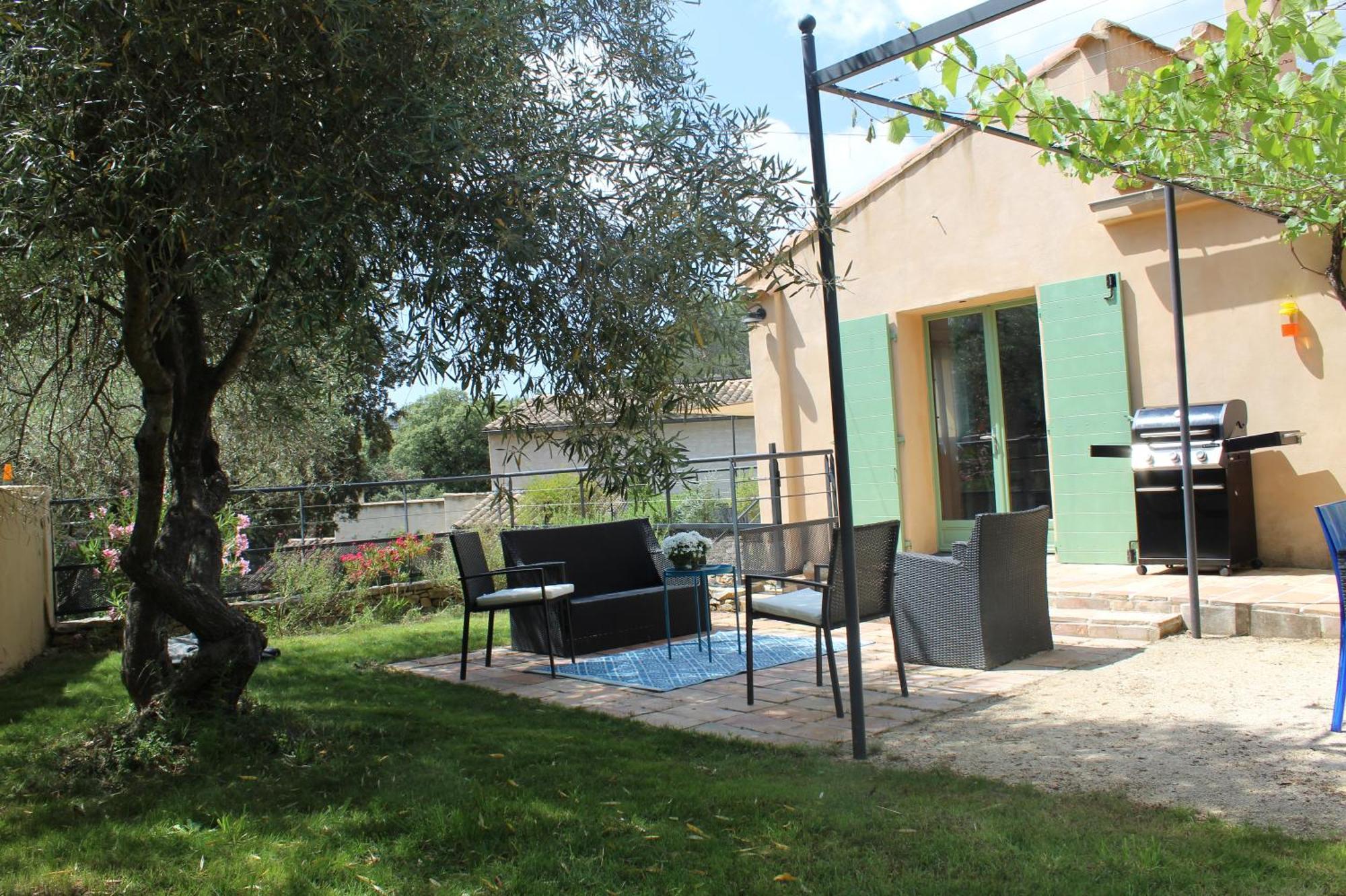 Villa Pierre Blanche Le Calme A 5Mn Du Centre Ville Nimes Bagian luar foto
